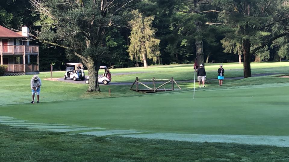 Loading Resort Image...